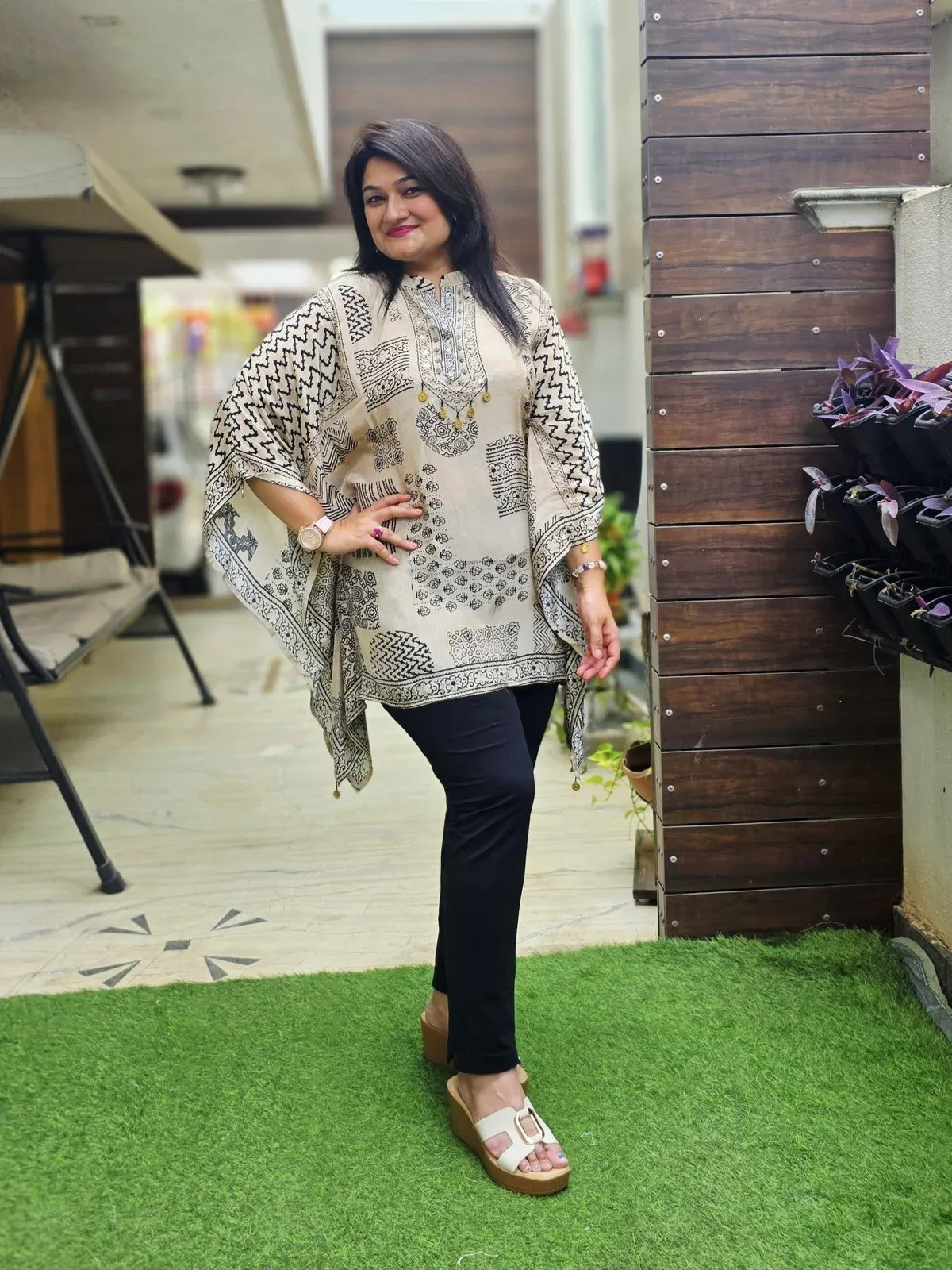 Beige Crepe Designer Shirt, photo 3