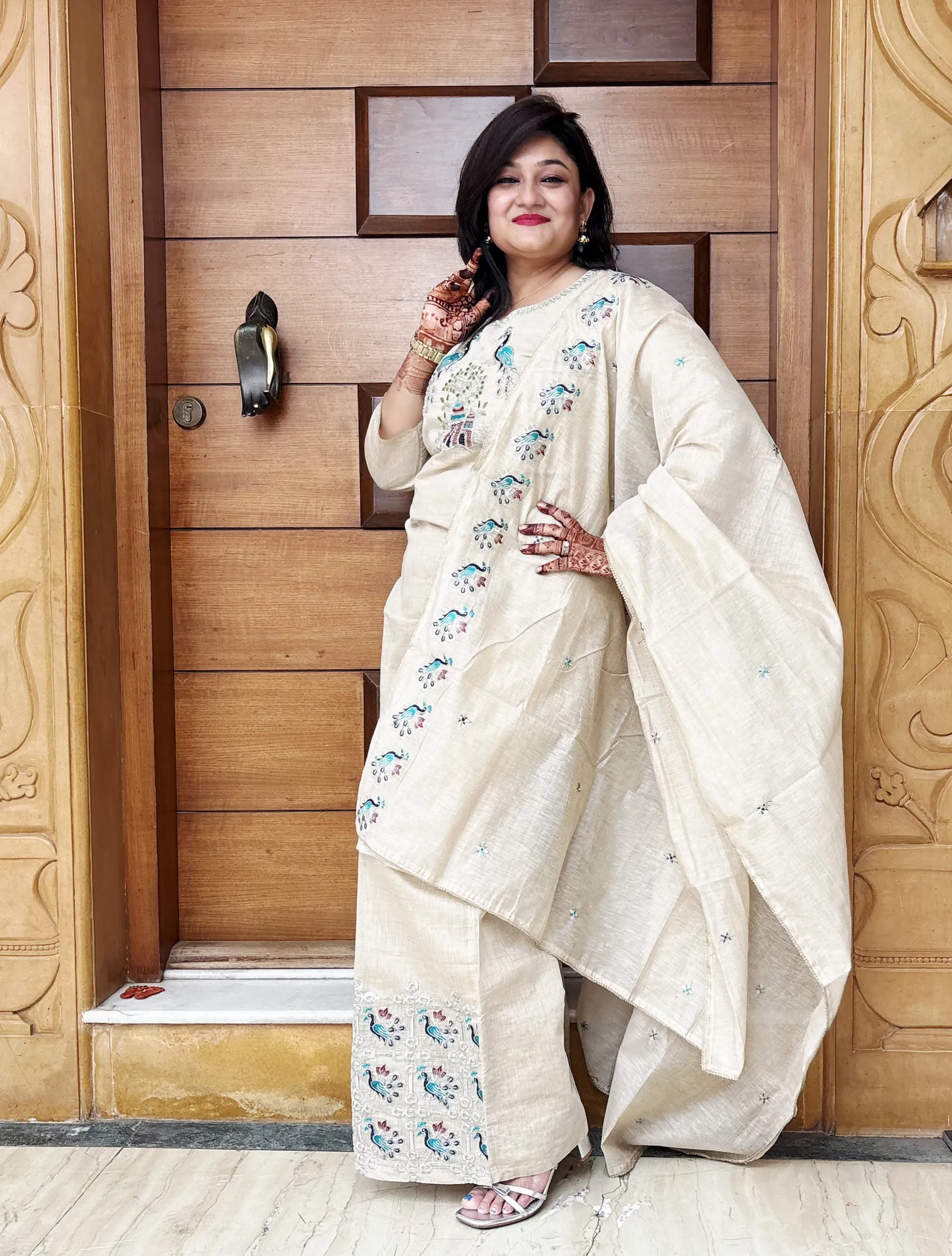 Beige Festive Dress with Peacock, photo 4