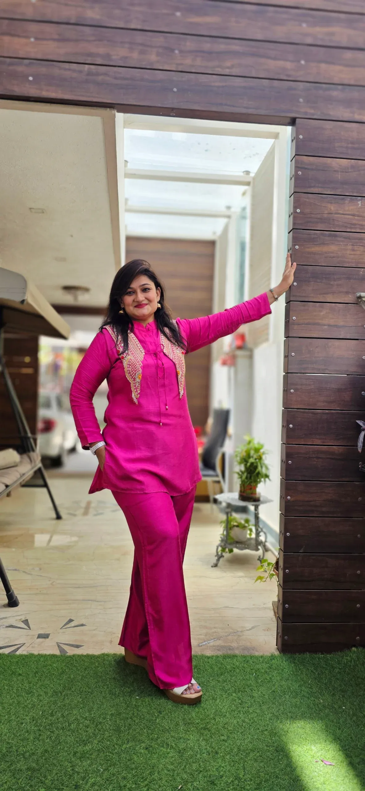 Pink Collar Handwork Festive Co-ord, photo 5