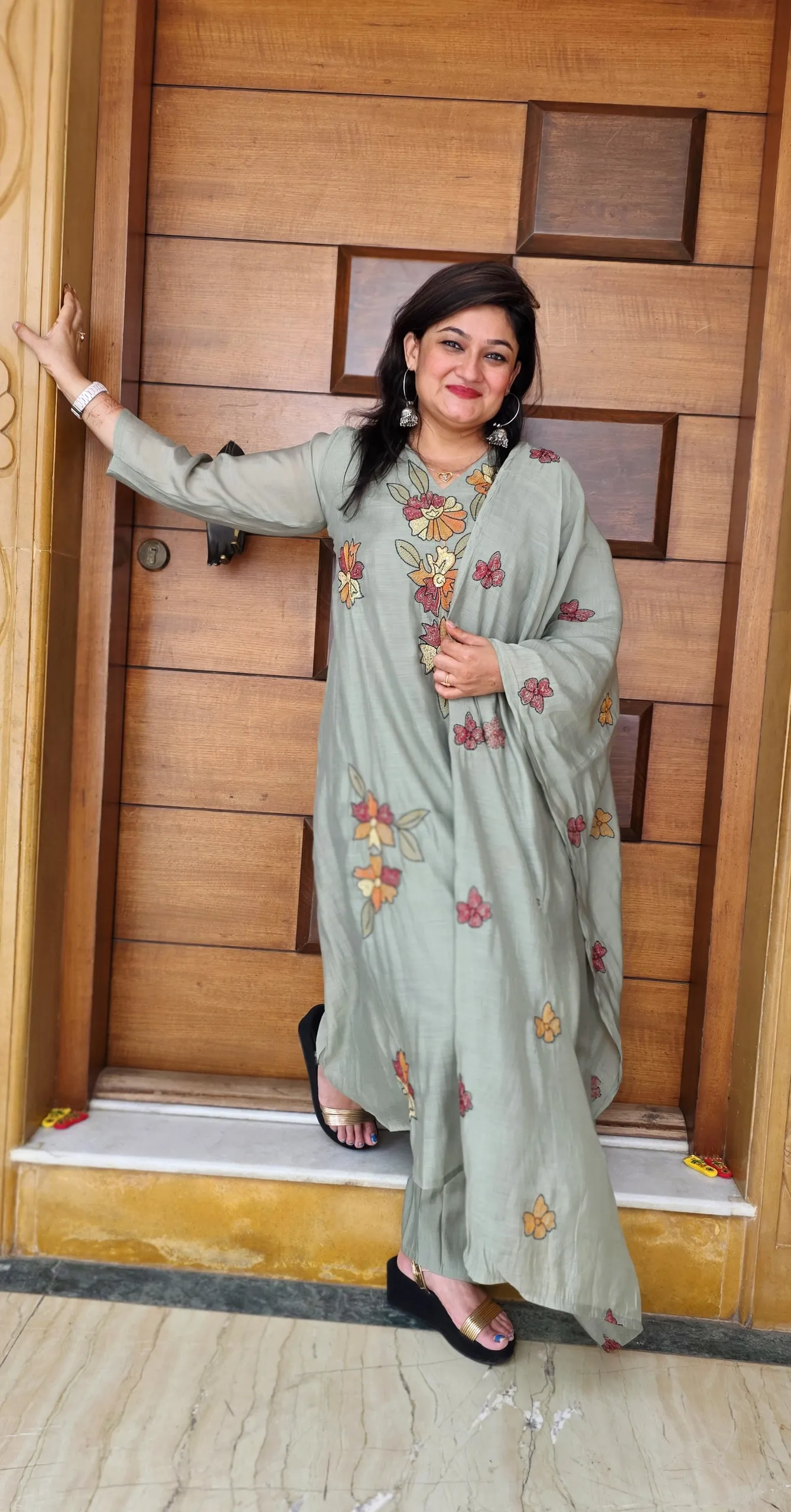Grey Hand Embroidered Mul Chanderi Dress, photo 3
