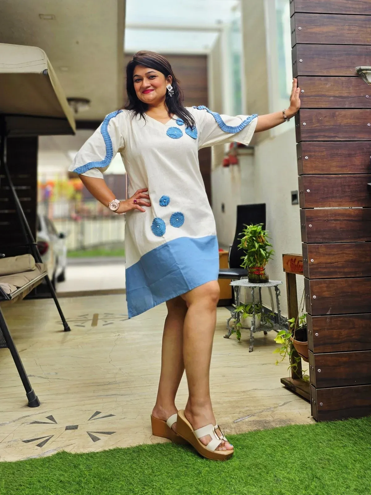 White Polka Dress with Blue Hem, photo 5