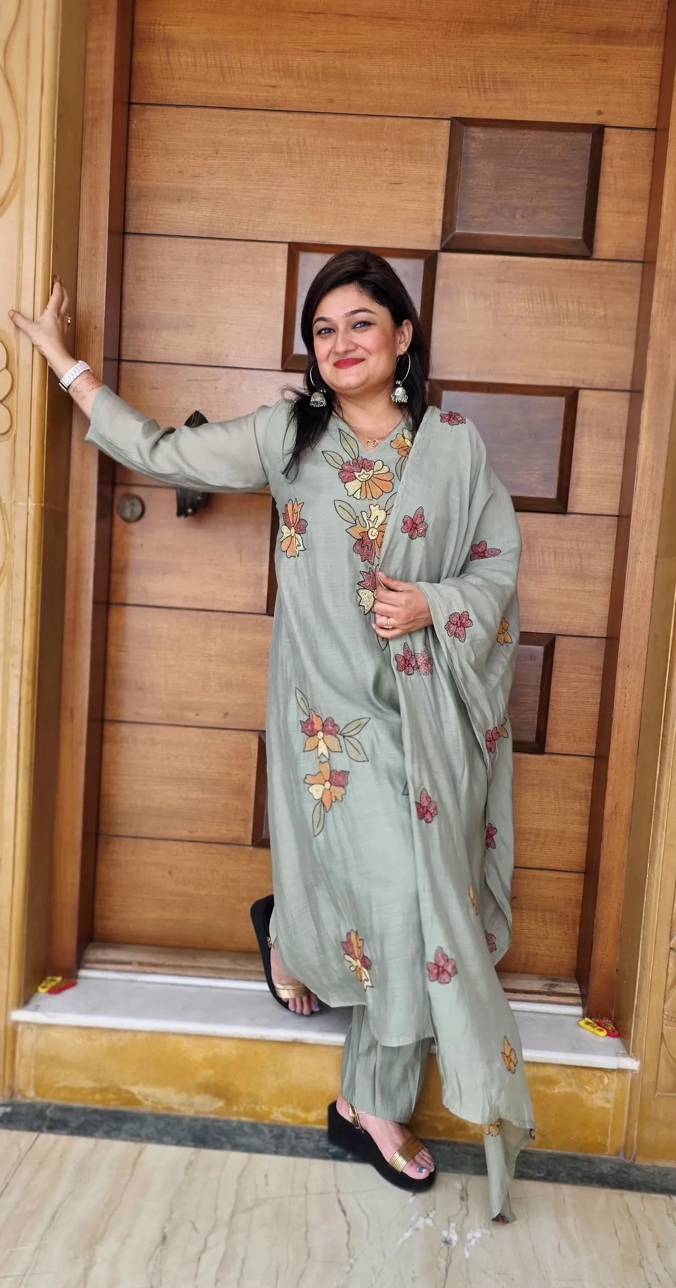 Grey Hand Embroidered Mul Chanderi Dress, photo 2