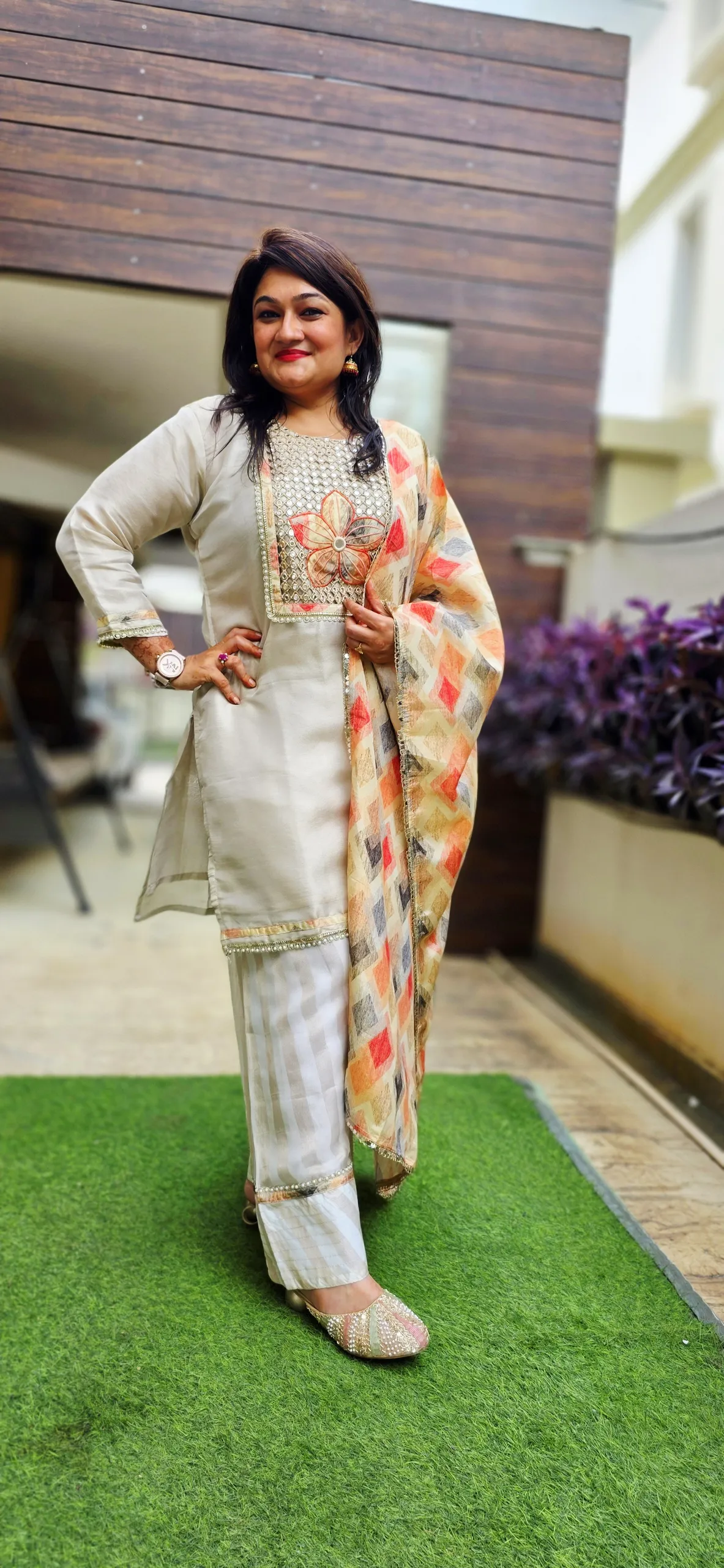 Beige Luxe Dress with Farshi Salwar, photo 2