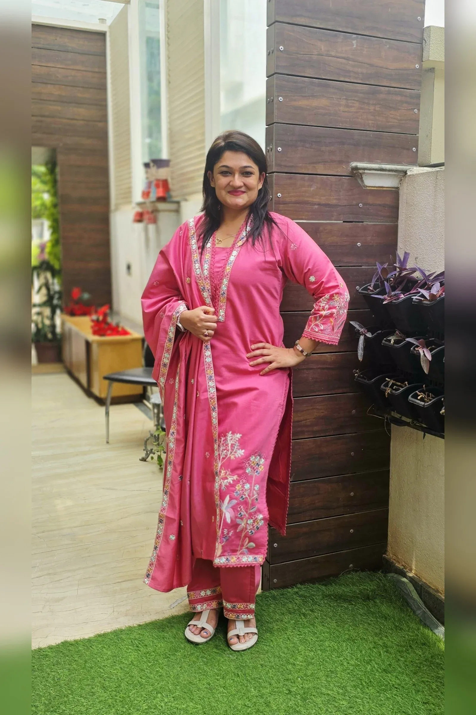 Pink Floral Embroidered Cotton Dress, photo 2