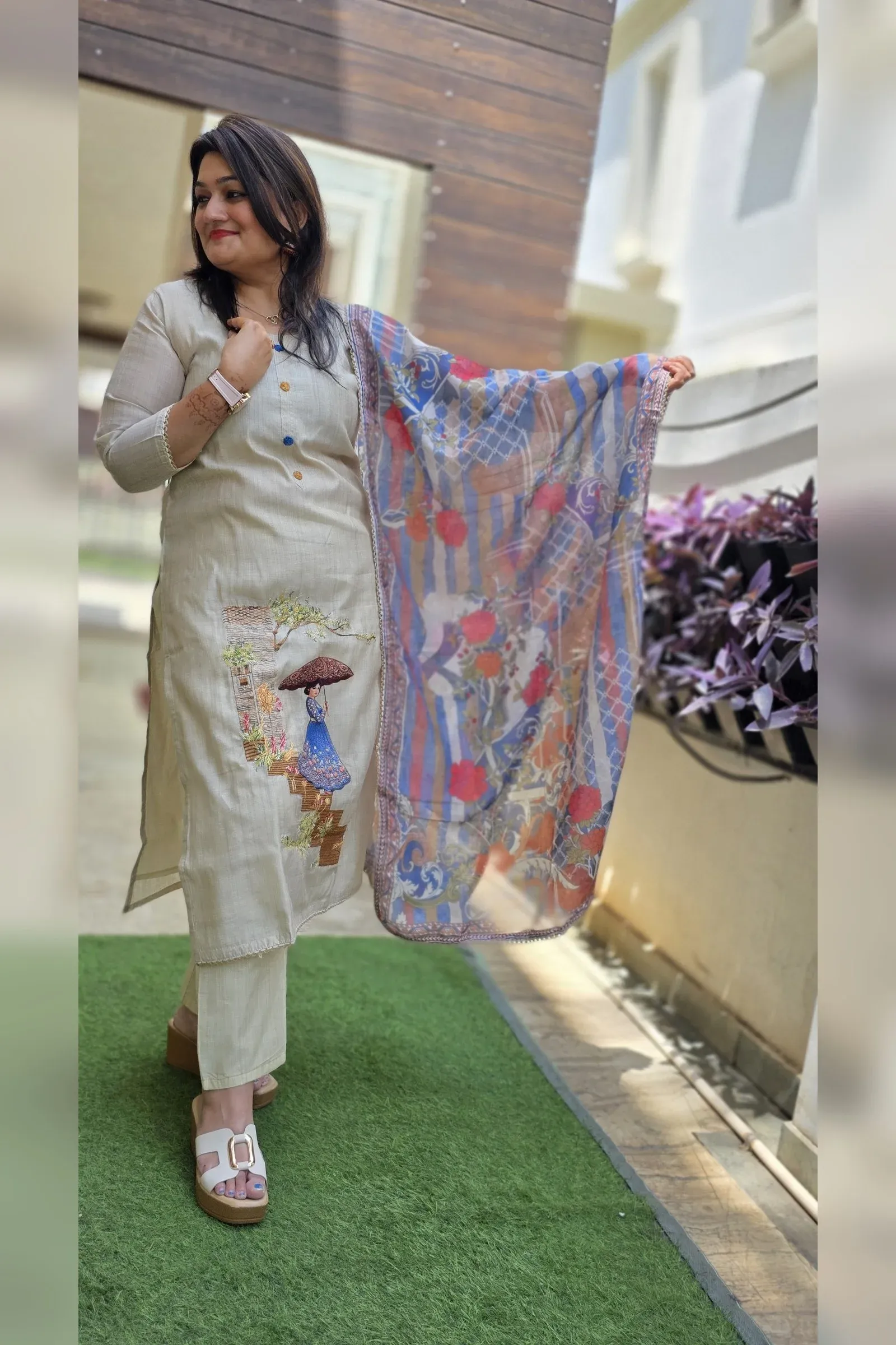 Beige Umbrella Lady Embroidered Dress, photo 2