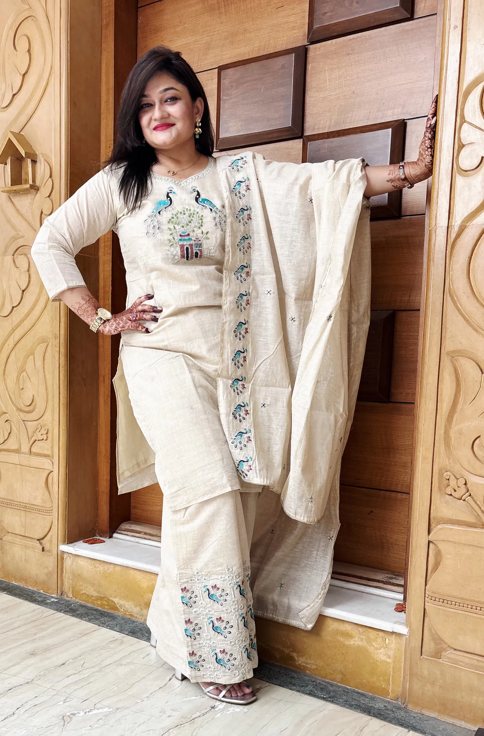 Beige Festive Dress with Peacock, photo 3
