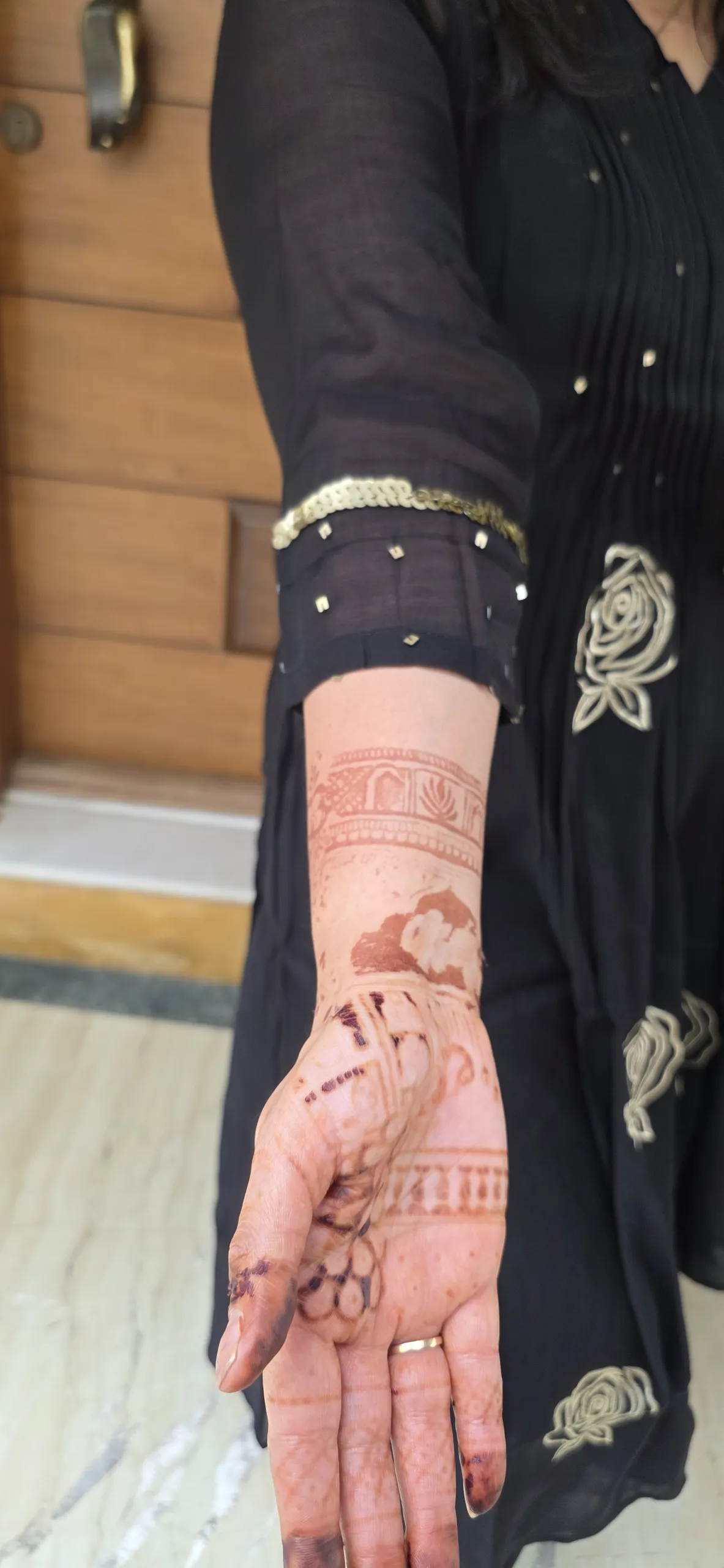 Black Mul Chanderi Dress with Flower Motifs, photo 3