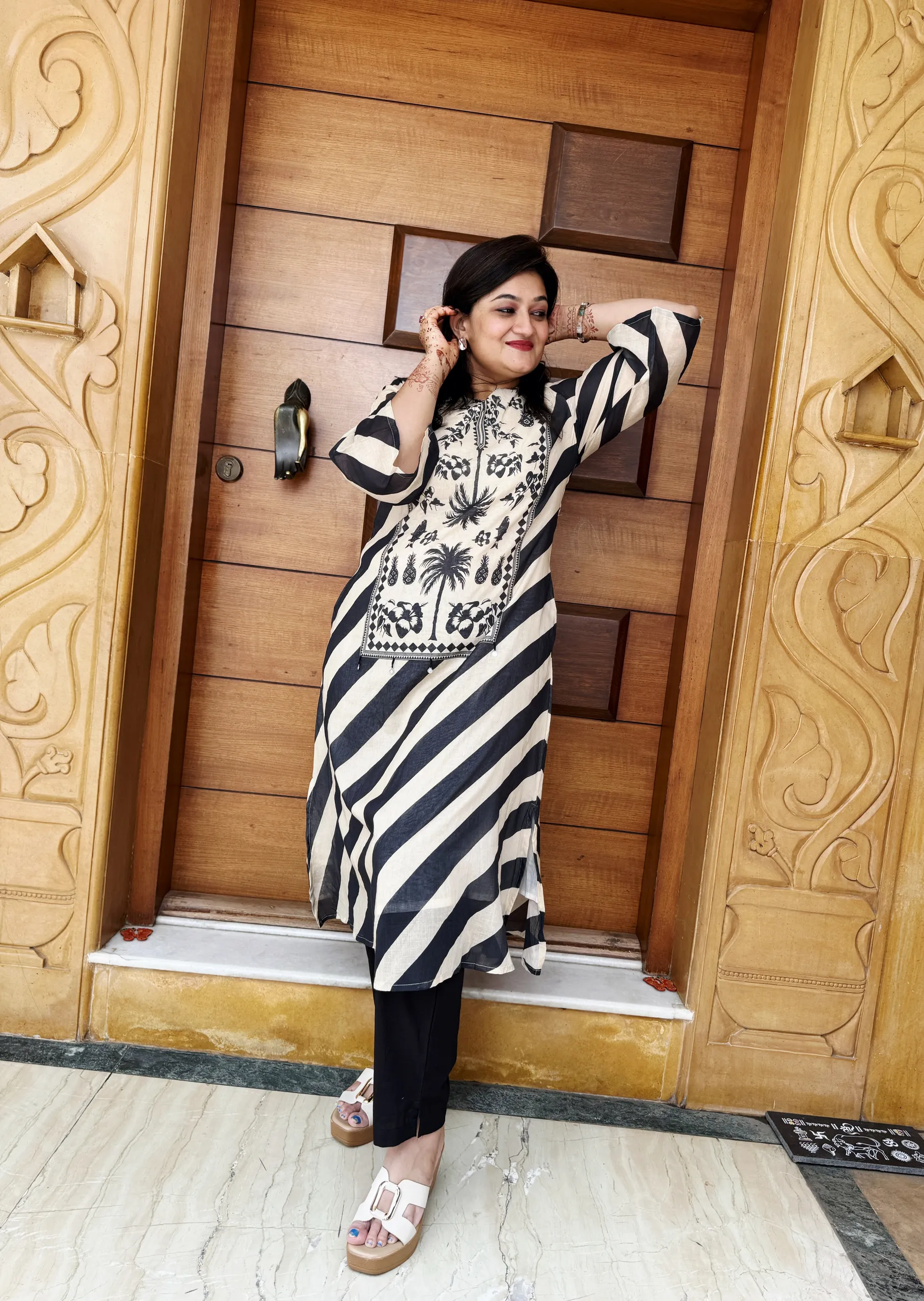 Black & Beige Mul Chanderi Co-ord Set, photo 2