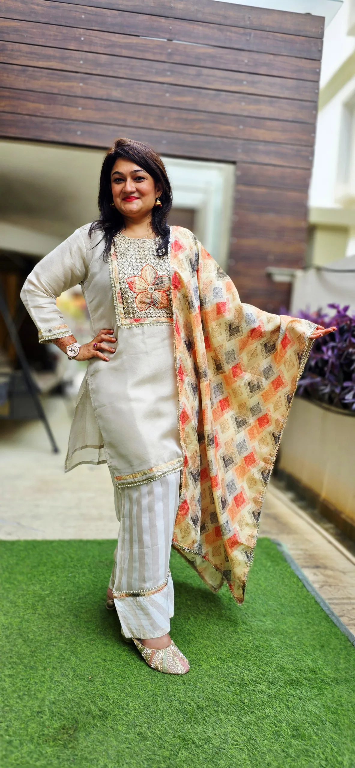 Beige Luxe Dress with Farshi Salwar, photo 3