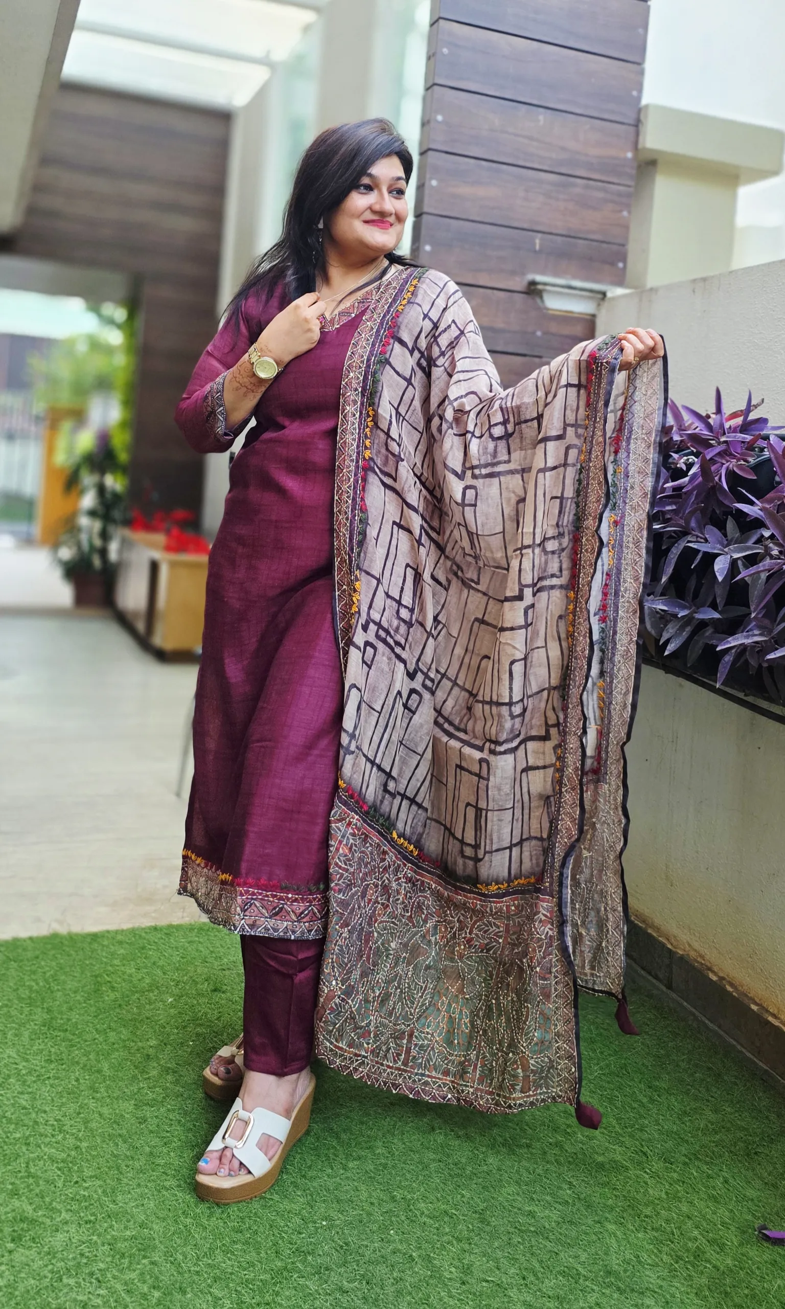 Wine Embroidered Dupatta Dress, photo 2