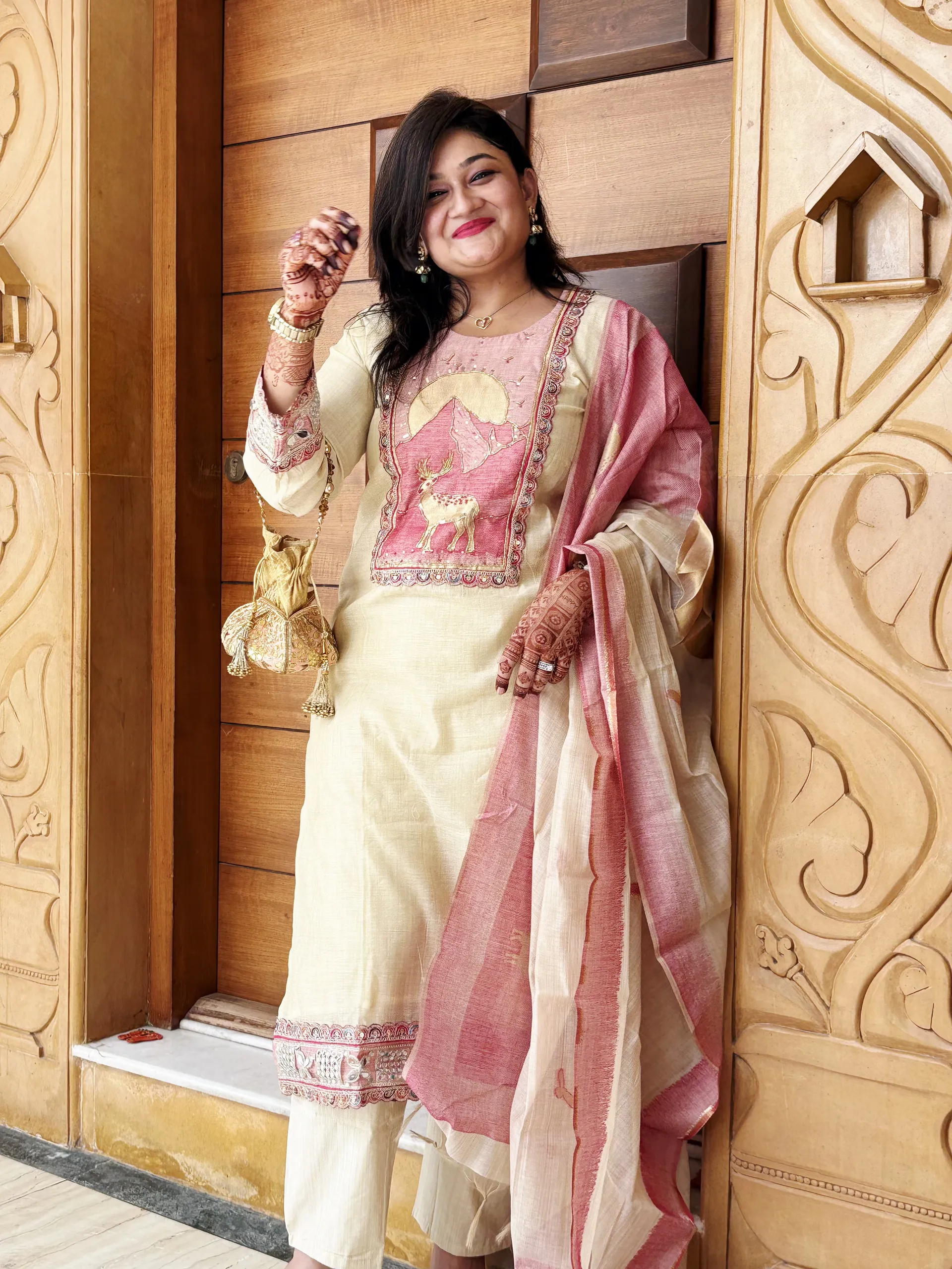 Beige & Pink Festive Dress with Deer Motifs, photo 4