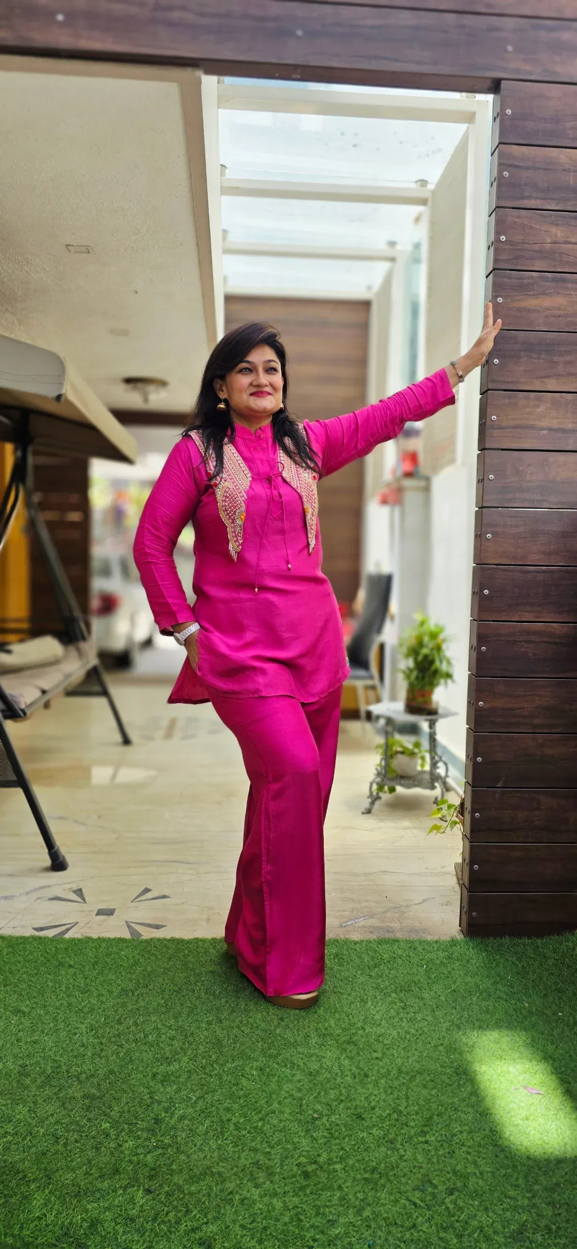 Pink Collar Handwork Festive Co-ord, photo 3