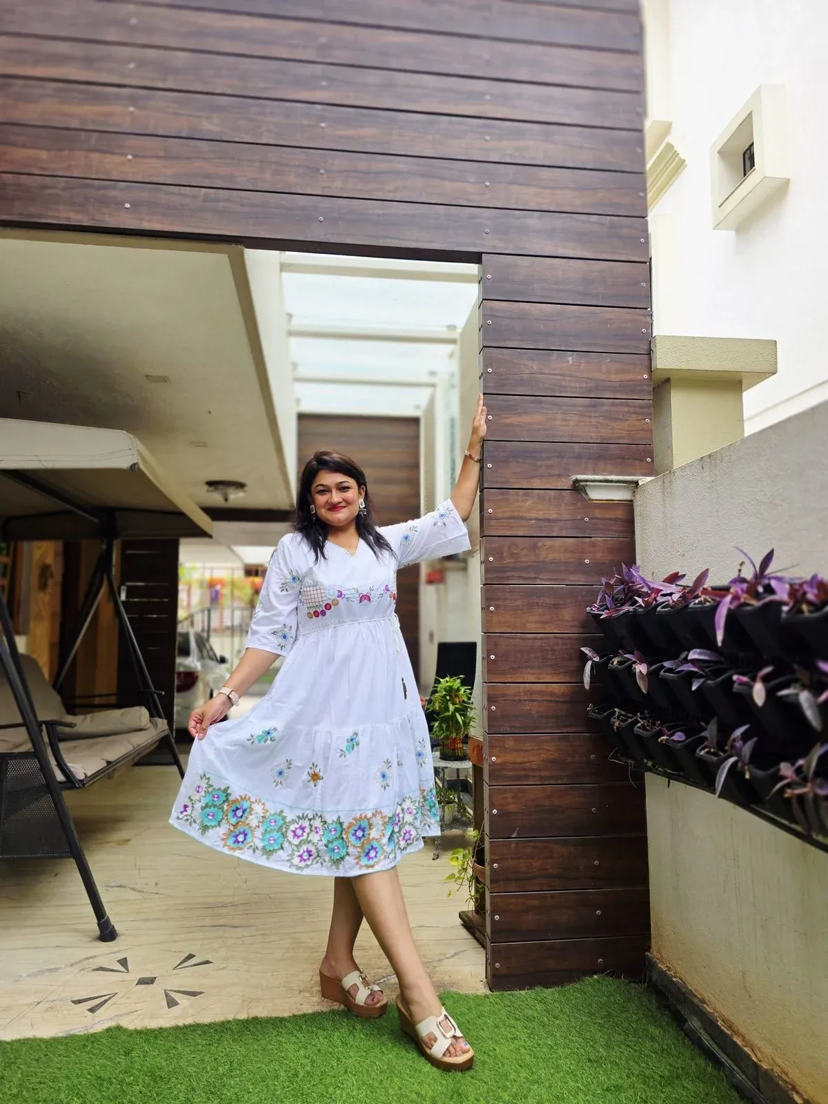 White Cotton Designer Dress, photo 3
