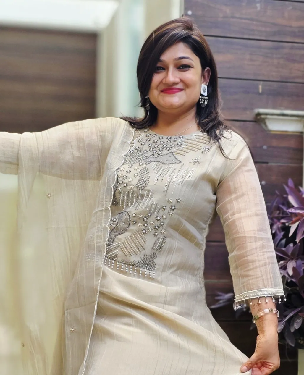 Ivory Pure Tissue Dress with Handwork, photo 2